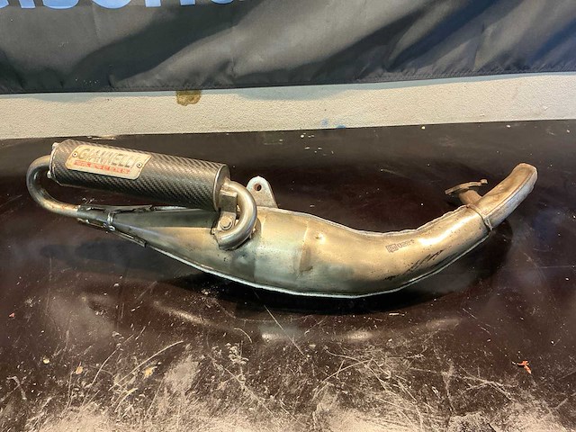 Giannelli uitlaat minarelli scooter - afbeelding 2 van  6