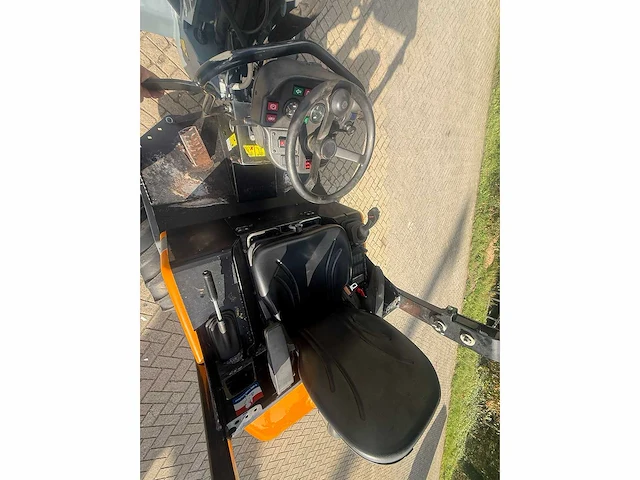 Giant - 2021 - g2500 - shovel met bak - afbeelding 6 van  15