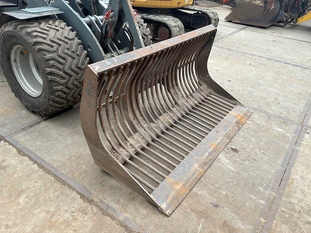 Giant - 452 hd-xtra - shovel - 2016 - afbeelding 6 van  13