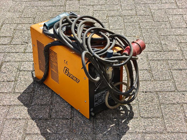 Giant - cut-60 - plasmasnijmachine - afbeelding 4 van  7