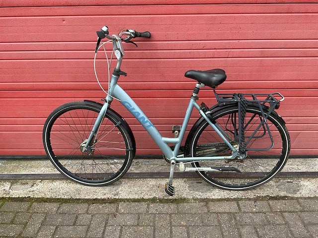 Giant aluxx fiets - afbeelding 1 van  7