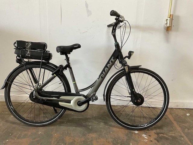 Giant ease-e elektrische fiets - afbeelding 1 van  11