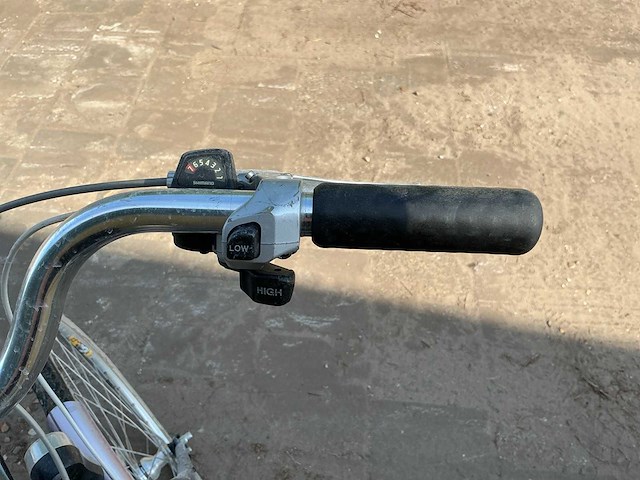 Giant freerider herenfiets - afbeelding 9 van  10