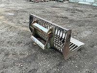 Giant puinbak 1300mm voorzetapparatuur - afbeelding 8 van  12