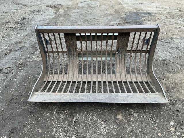 Giant puinbak 1300mm voorzetapparatuur - afbeelding 11 van  12