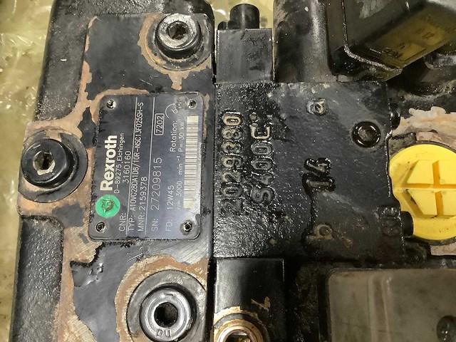Giant rexroth hydropomp shovel verstelpomp - afbeelding 2 van  4