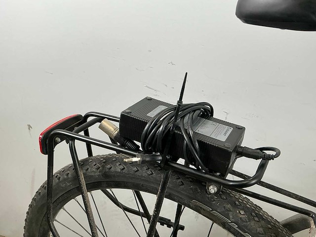 Giant roam xr elektronische mountainbike - afbeelding 8 van  11