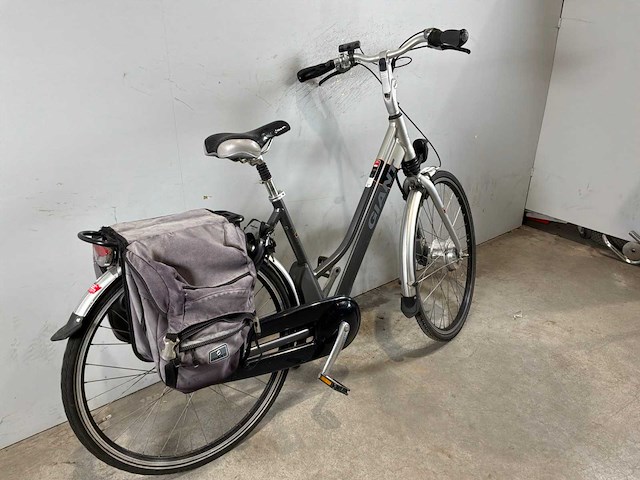 Giant sport elektrische fiets - afbeelding 3 van  6