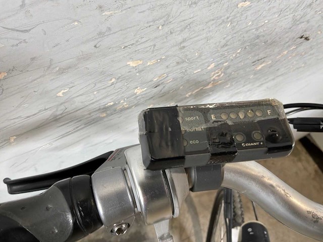 Giant sport elektrische fiets - afbeelding 6 van  6