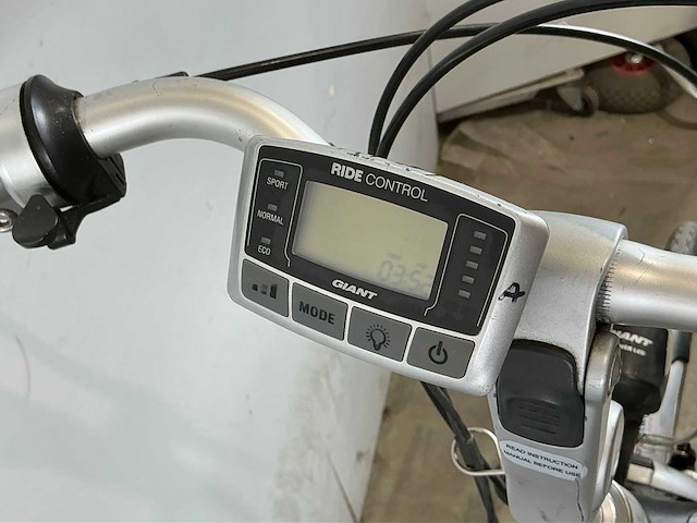 Giant twist elektrische damesfiets - afbeelding 9 van  10