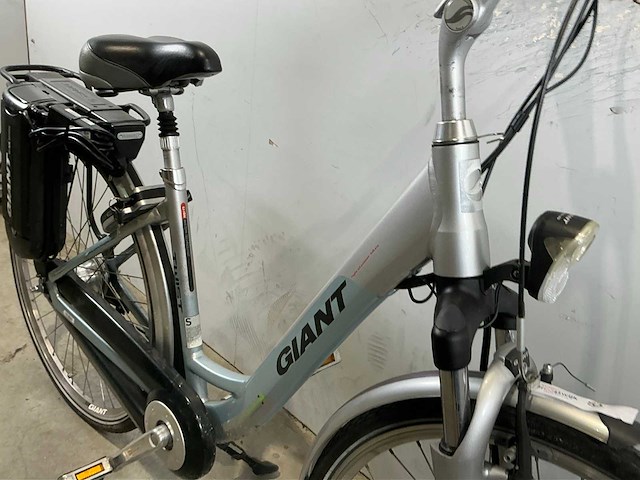 Giant twist elektrische damesfiets - afbeelding 2 van  10