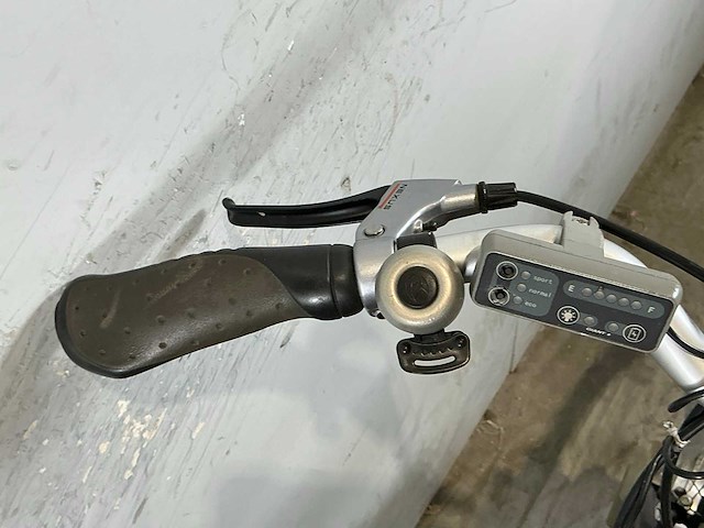 Giant twist elektrische damesfiets - afbeelding 8 van  10