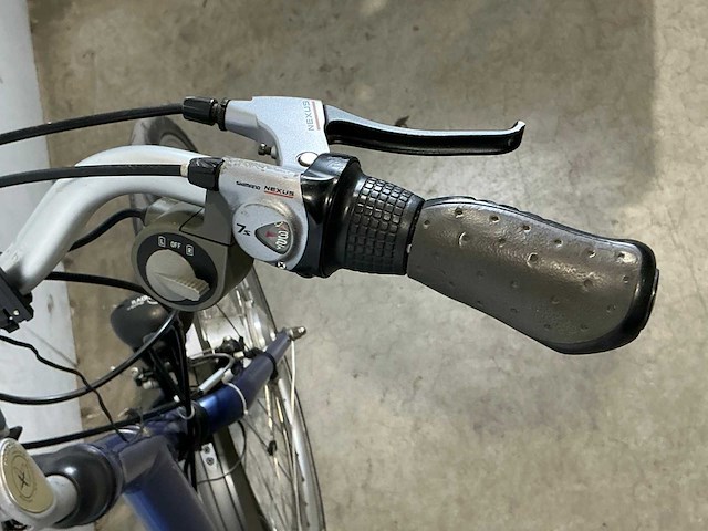 Giant twist elektrische damesfiets - afbeelding 9 van  10