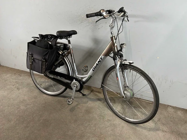Giant twist elektrische damesfiets - afbeelding 1 van  12