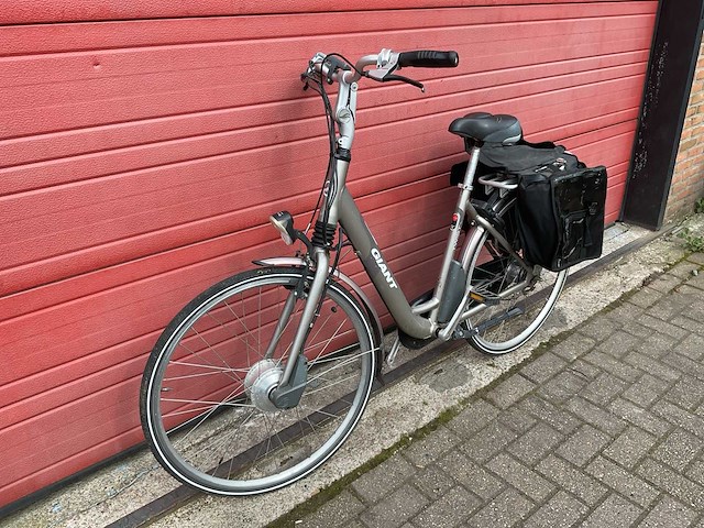 Giant twist elektrische fiets - afbeelding 1 van  4