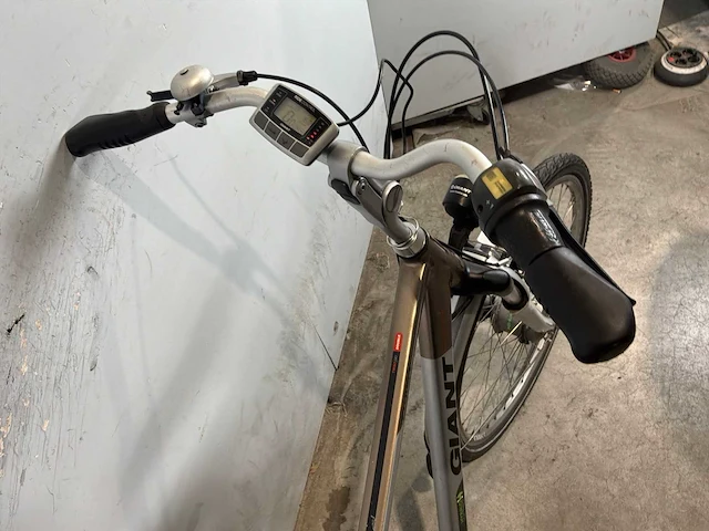 Giant twist elektrische heren fiets - afbeelding 8 van  8