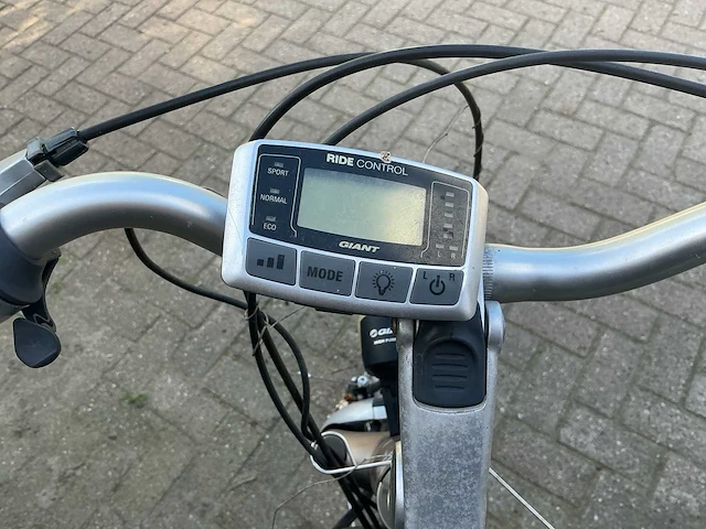 Giant twist elektrische herenfiets - afbeelding 8 van  10