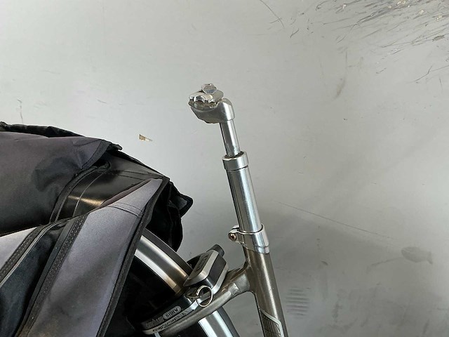 Giant twist go + elektrische damesfiets - afbeelding 8 van  11