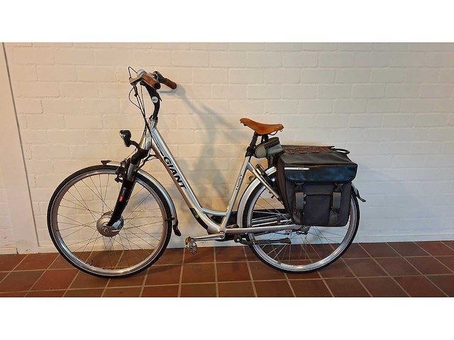 Giant twist hybrid elektrische damesfiets - afbeelding 1 van  7