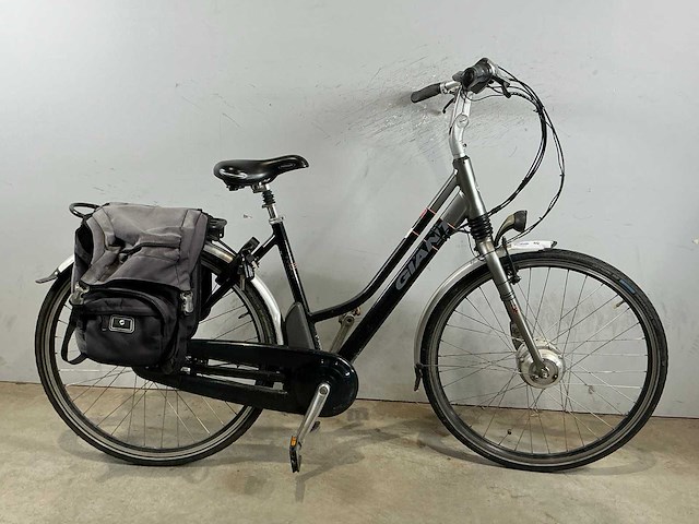 Giant twist sport elektrische damesfiets - afbeelding 1 van  10