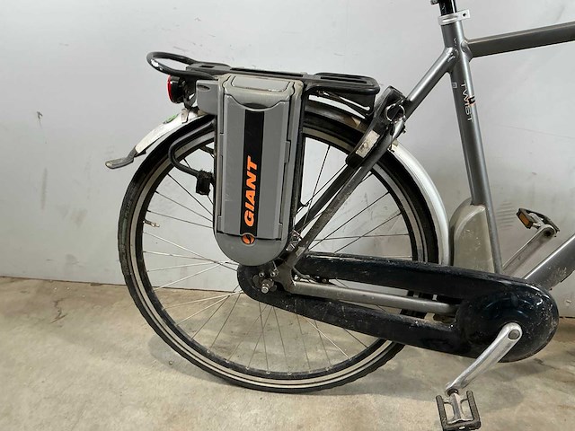 Giant twist sport elektrische herenfiets - afbeelding 5 van  11