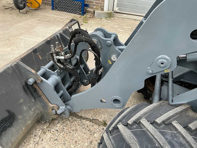 Giant v4502-t shovel - afbeelding 7 van  32