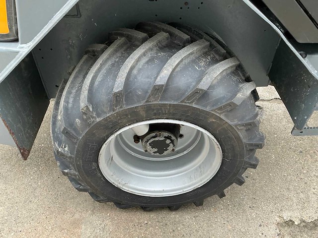 Giant v4502-t shovel - afbeelding 13 van  32