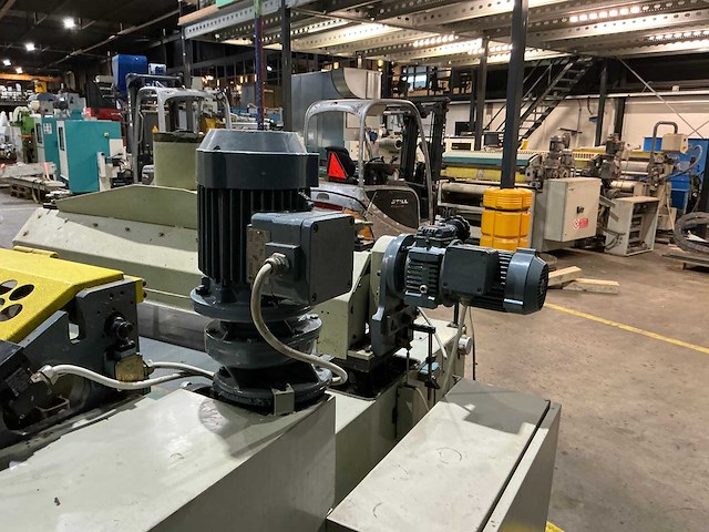 Giardina - 1992 - g80/02 - diversen houtoppervlaktebehandelingen - afbeelding 3 van  13