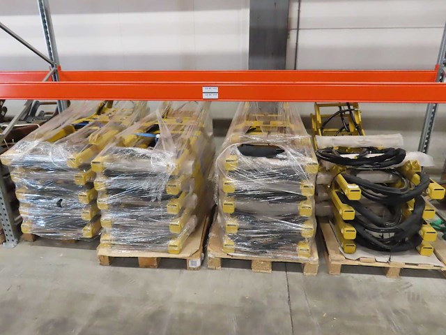 Giek/boom met hydrauliek (19x) - afbeelding 7 van  7