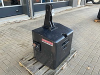 Gietijzer frontgewicht, “1800kg” - afbeelding 5 van  6