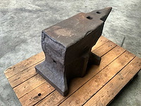 Gietijzeren aambeeld - antiek - overige werkplaatsinventaris - afbeelding 4 van  4