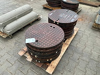 Gietijzeren putdeksels - afbeelding 1 van  3