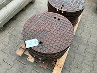 Gietijzeren putdeksels - afbeelding 2 van  3