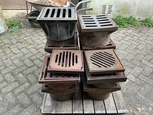 Gietijzeren straatkolk (15x) - afbeelding 2 van  7
