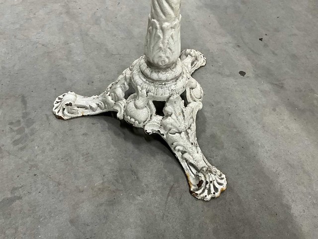 Gietijzeren tafelpoot - afbeelding 4 van  4