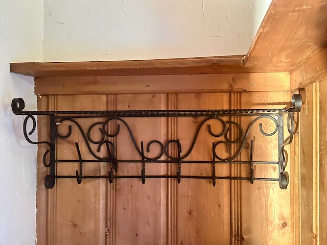 Gietijzeren wandkapstok - afbeelding 1 van  3