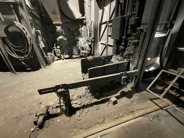 Gietsmeltinstallatie - afbeelding 12 van  99