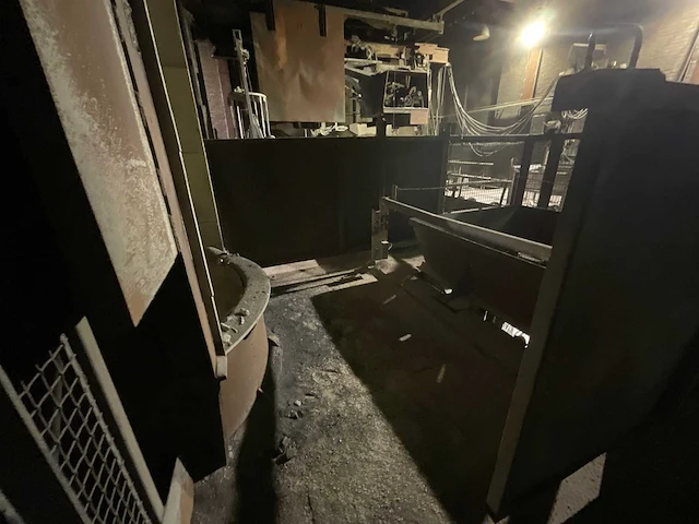 Gietsmeltinstallatie - afbeelding 50 van  99