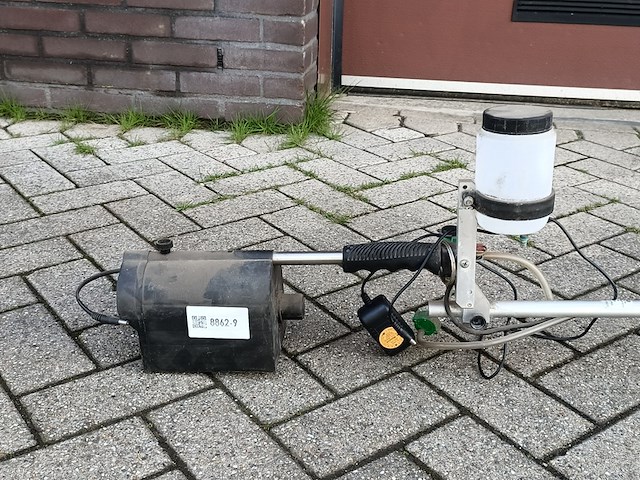 Gifspuit, mantis - afbeelding 2 van  5