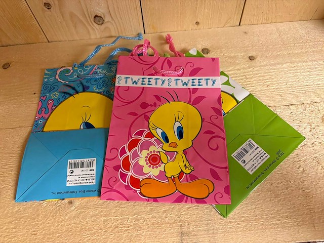 Giftbag tweety - mixpartij (1000x) - afbeelding 1 van  1