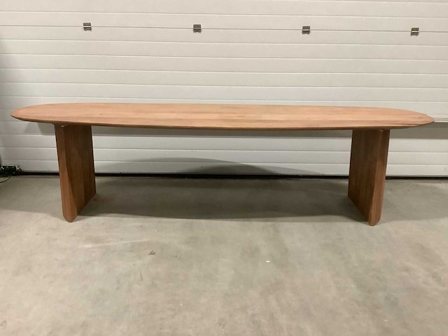 Giga meubel - feline deens ovaal - eetkamertafel 300cm - afbeelding 4 van  6