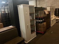 Giga meubel - industriële wit - vitrinekast - afbeelding 3 van  5