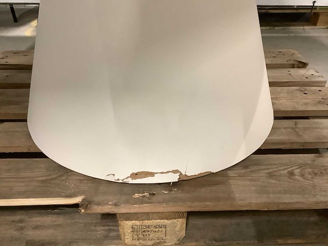 Giga meubel beton ciré beige rond eetkamertafel - afbeelding 5 van  6