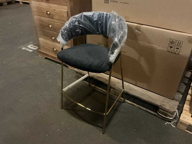 Giga meubel turin luxe velvet black 8823088 barstoel (4x) - afbeelding 1 van  4