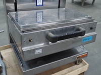 Giga - afbeelding 1 van  7