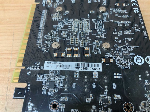Gigabite - n1050td5-4g - videokaart - afbeelding 2 van  2