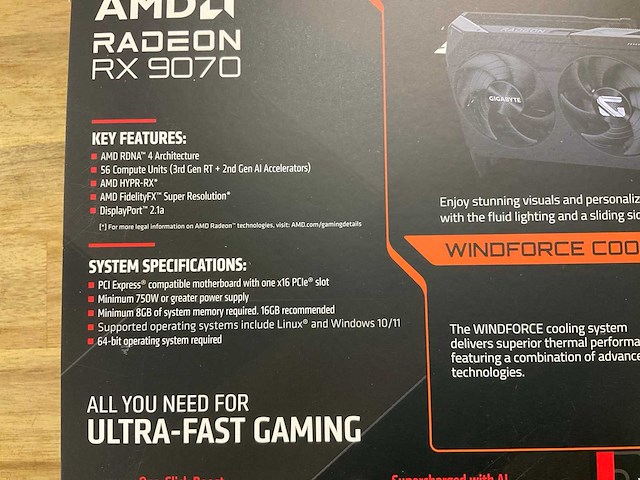 Gigabyte amd radeon rx9070 videokaart - afbeelding 3 van  5