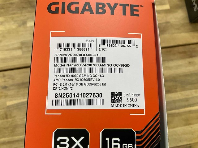 Gigabyte amd radeon rx9070 videokaart - afbeelding 5 van  5
