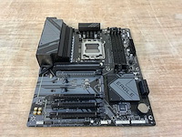 Gigabyte b850 eagle ax moederbord - afbeelding 1 van  7