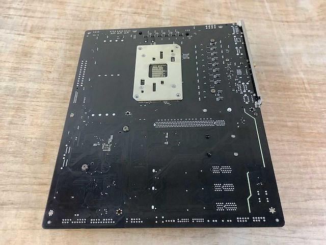 Gigabyte b850 eagle ax moederbord - afbeelding 4 van  7